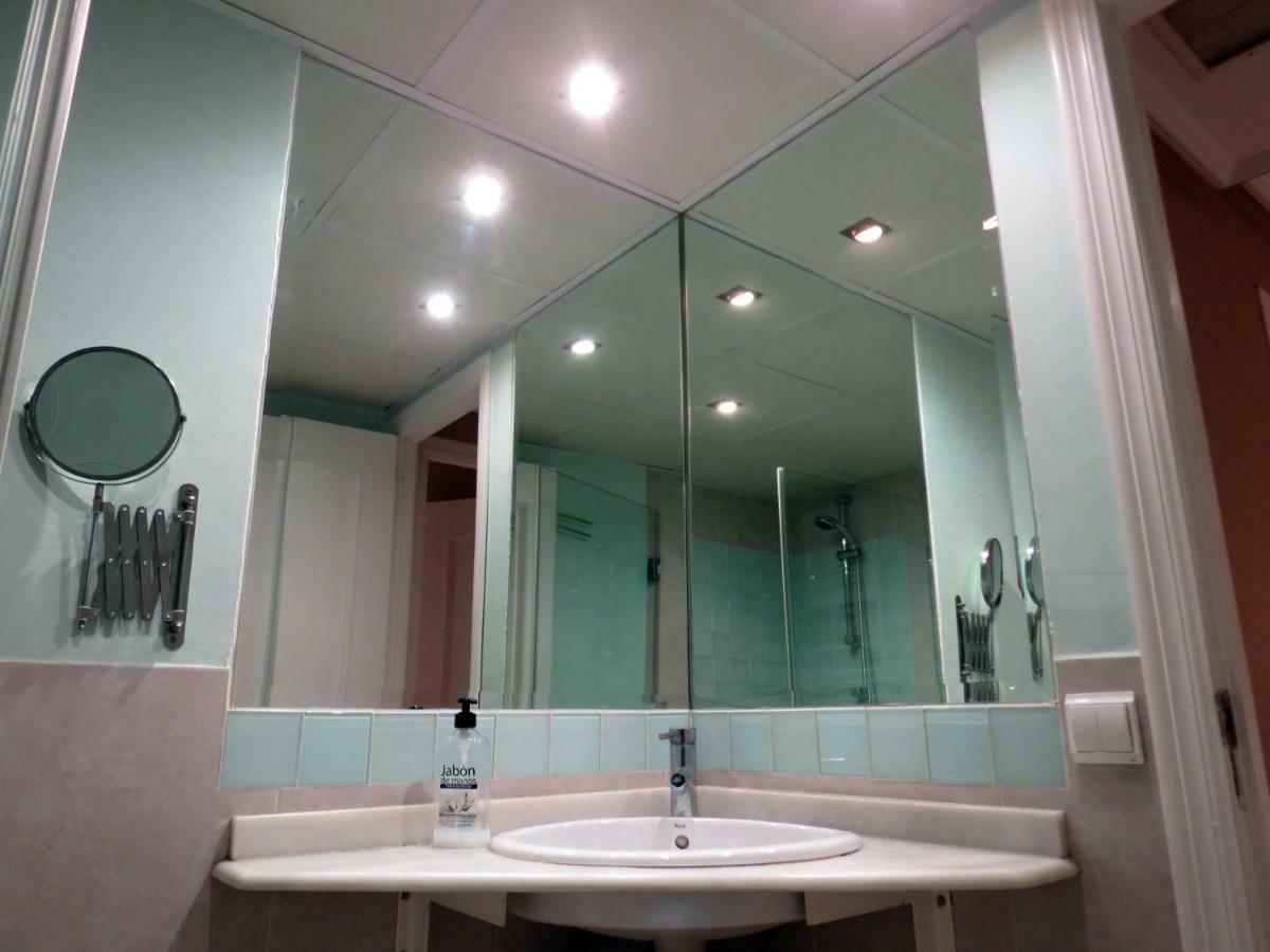 Apartament Apartamento Parque Plaza De Colon Kordoba Zewnętrze zdjęcie